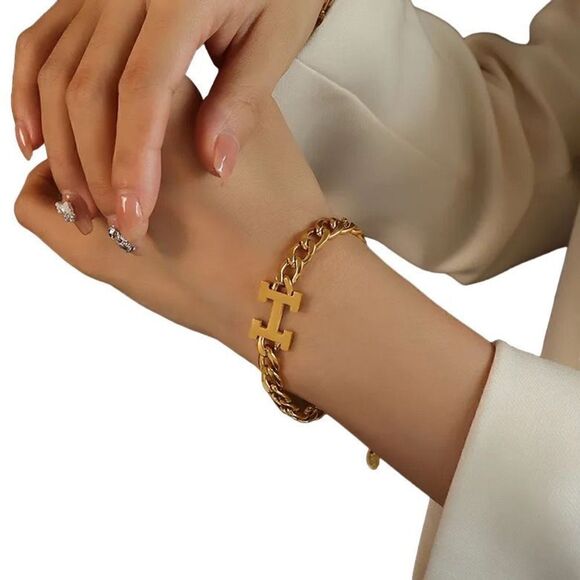 Fashion chain letter H titanium steel bracelet - Picture 3 of 4